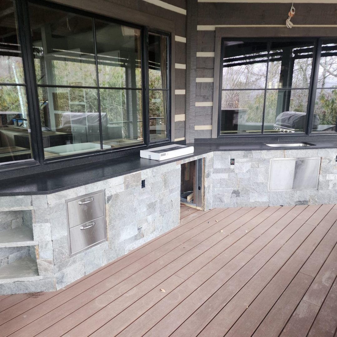 liveedge-builders-outdoor-construciton-2